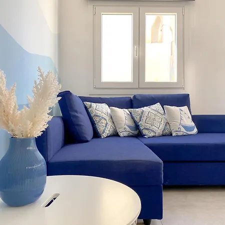 Phaedrus Living: Napa Blue Luxury Flat