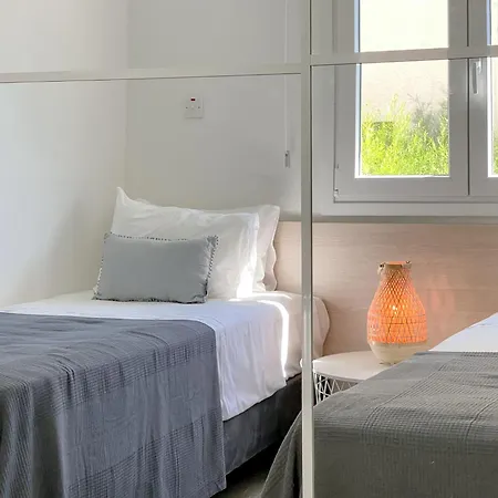 Phaedrus Living: Napa Blue Luxury Flat Ajia Napa